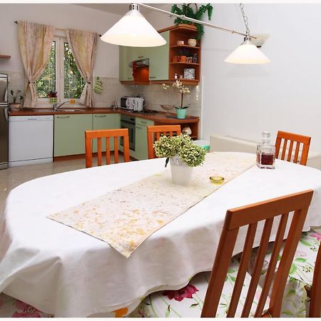 Apartments Ruza Primosten Ngoại thất bức ảnh